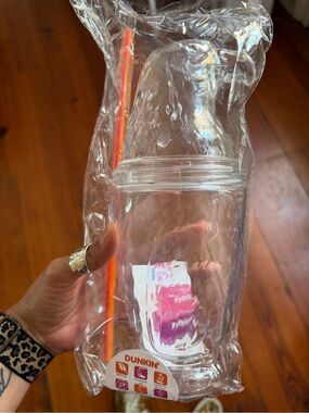 🇺🇸 Dunkin’ Limited Edition Eagle Cup – America’s 250th Birthday Collectible 🦅
